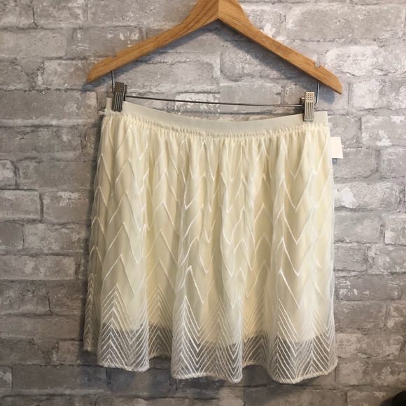 American Eagle Outfitters Dresses & Skirts - ✨3/$20 NWT American Eagle skirt